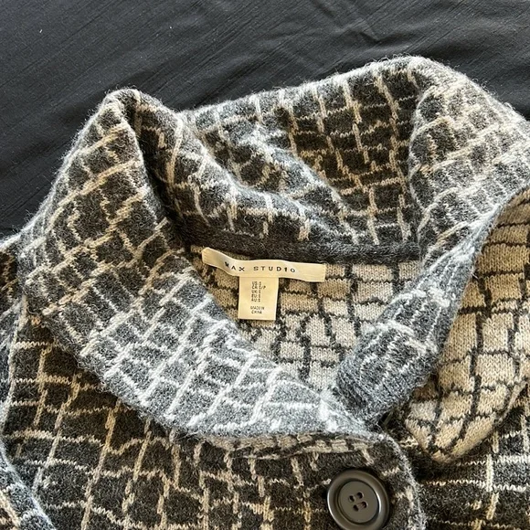 Warm sweater jacket - Picture 3 of 6